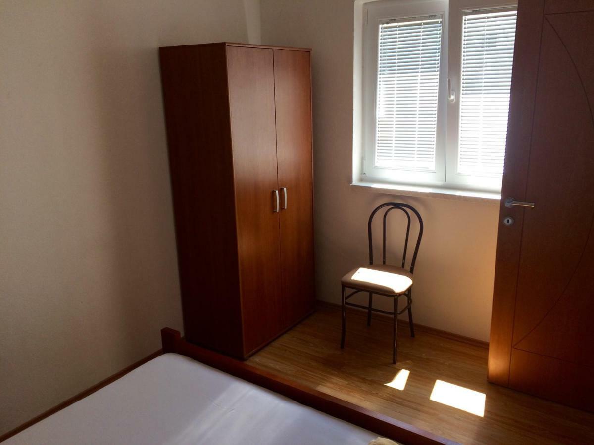 Apartmani Brusel พาก ภายนอก รูปภาพ